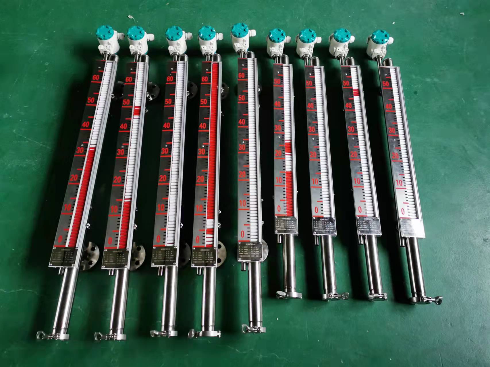 磁翻板液位計翻板自動翻轉(zhuǎn)的原因